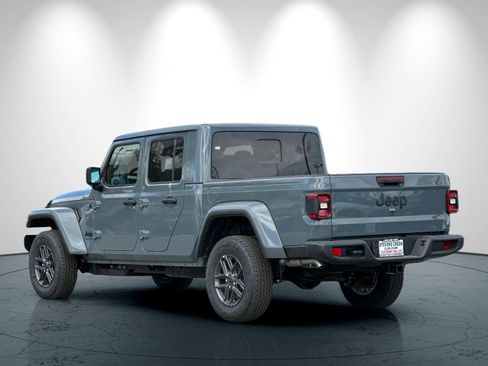 New 2026 Jeep Gladiator Sport AWD/4WD image 6