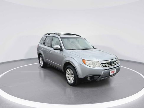Used 2013 Subaru Forester 2.5X Premium image 2