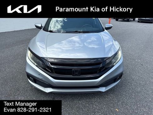 Used 2019 Honda Civic Sport image 2