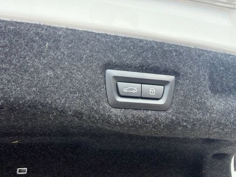 Used 2024 BMW 530i xDrive AWD/4WD image 22