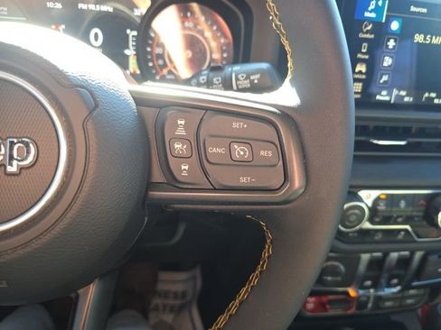 Certified 2024 Jeep Wrangler Sport AWD/4WD image 15