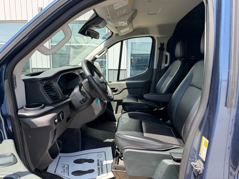 Used 2023 Ford Transit 150 Low Roof RWD image 12