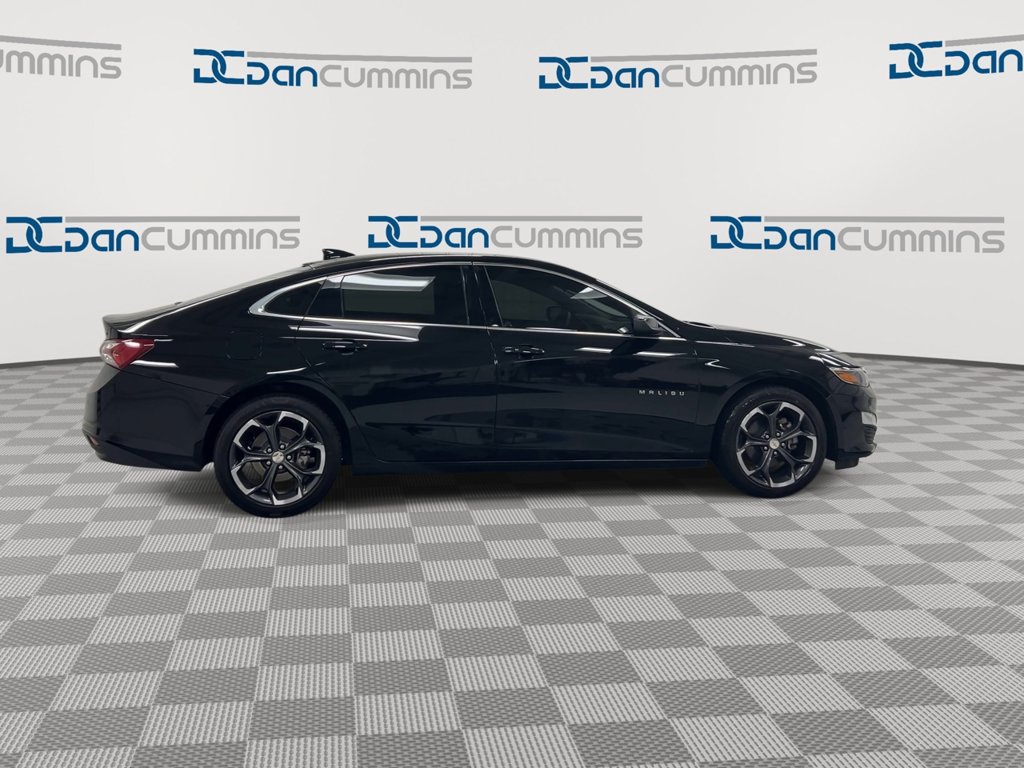 Used 2022 Chevrolet Malibu LT FWD image 9