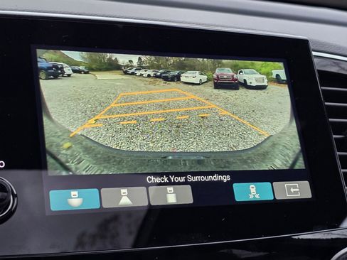 Used 2025 Honda Passport EX-L image 5