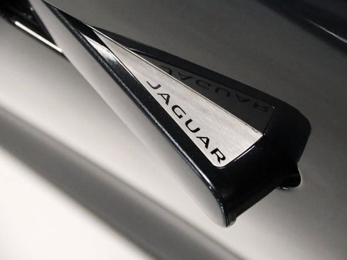 Used 2021 Jaguar F-TYPE R-Dynamic image 19