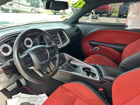 Used 2022 Dodge Challenger R/T Scat Pack image 22