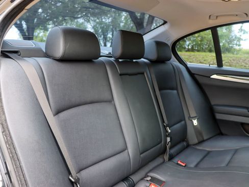 Used 2016 BMW 528i Sedan image 19