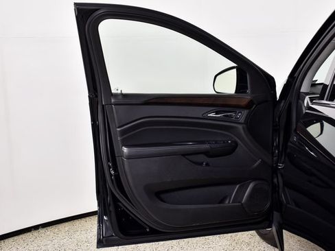 Used 2014 Cadillac SRX Luxury FWD image 17