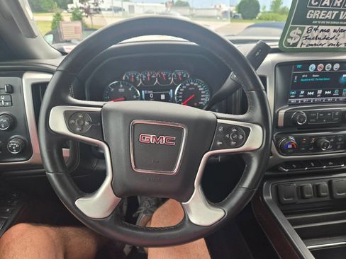 Used 2017 GMC Sierra 2500 SLT w/ Snow Plow Prep Package AWD/4WD image 26