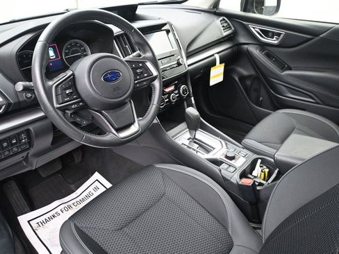 Used 2023 Subaru Forester Premium AWD/4WD image 2