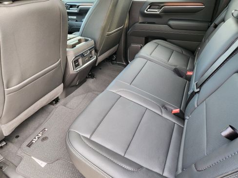 Used 2026 GMC Sierra 1500 Denali w/ Denali Reserve Package AWD/4WD image 25