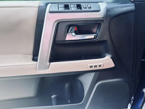 Used 2016 Toyota 4Runner Limited RWD image 27