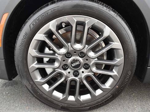 Used 2025 MINI Cooper S FWD image 11