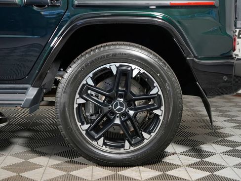 Certified 2025 Mercedes-Benz G 63 AMG 4MATIC w/ AMG Offroad Package Pro image 13