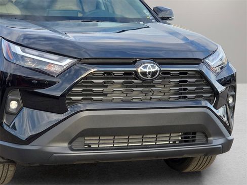 New 2025 Toyota RAV4 XLE Premium image 9