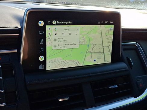 Used 2022 Chevrolet Tahoe Z71 w/ Z71 Off-Road Package image 17