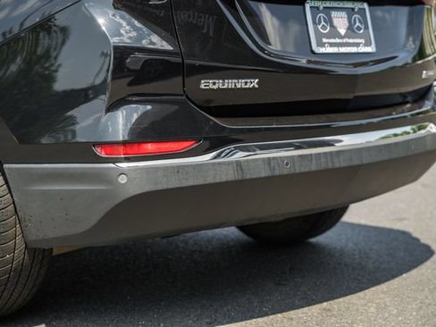 Used 2018 Chevrolet Equinox Premier FWD image 9