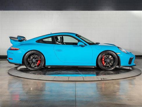 Certified 2018 Porsche 911 GT3 RWD image 8