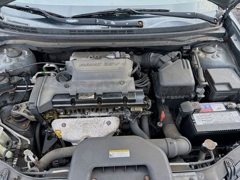 Used 2010 Hyundai Elantra GLS image 18