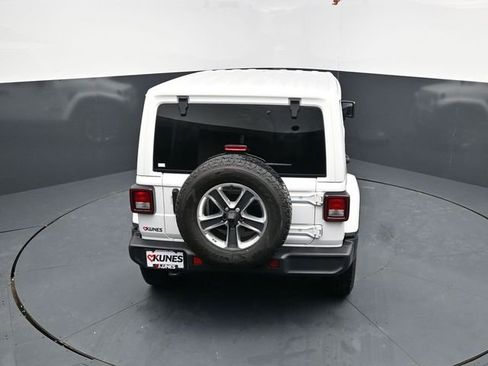 Used 2021 Jeep Wrangler Unlimited Sahara w/ Uconnect 4C Nav & Sound Group AWD/4WD image 52