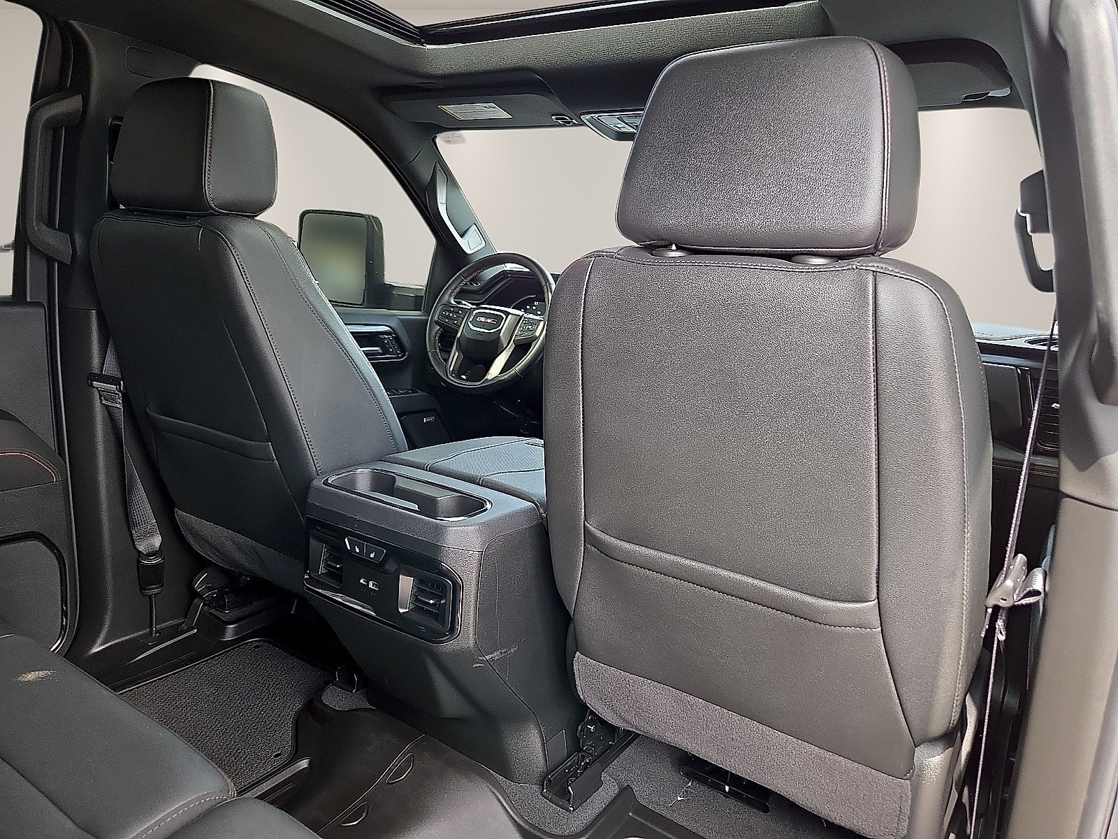 Used 2026 GMC Sierra 2500 AT4 w/ AT4 Premium Plus Package AWD/4WD image 11