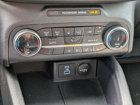 Used 2023 Ford Escape ST-Line w/ Equipment Group 301A FWD image 24