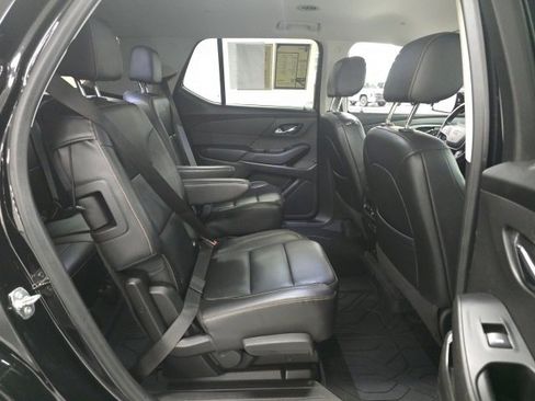 Used 2020 Chevrolet Traverse RS w/ LPO, Floor Liner Package image 8
