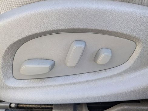 Used 2017 Chevrolet Impala LS image 19