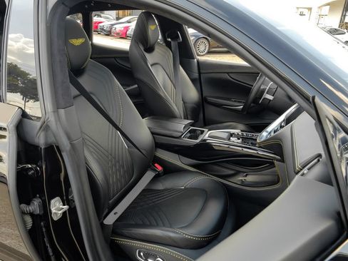 Used 2021 Aston Martin DBX AWD/4WD image 47
