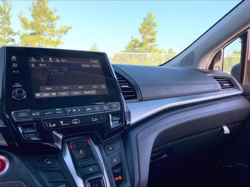 Used 2019 Honda Odyssey EX image 35