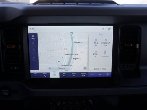 Certified 2023 Ford Bronco Badlands w/ Sasquatch Package image 15