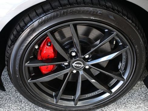Used 2024 Nissan Z Performance w/ Floor Mat Package RWD image 19