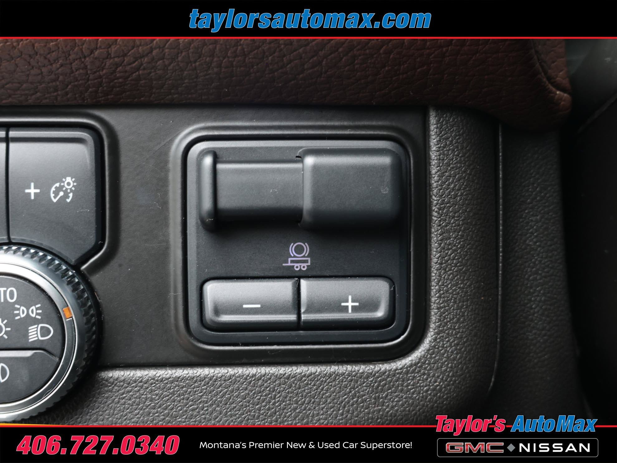 Used 2022 GMC Yukon Denali w/ Advanced Technology Package AWD/4WD image 34