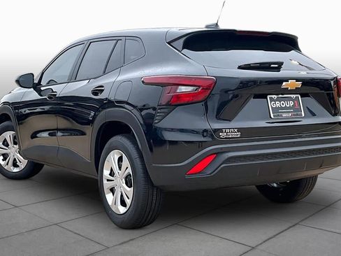 New 2026 Chevrolet Trax LS w/ Driver Confidence Package FWD image 12