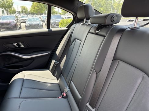 Used 2025 BMW 330i Sedan RWD image 33