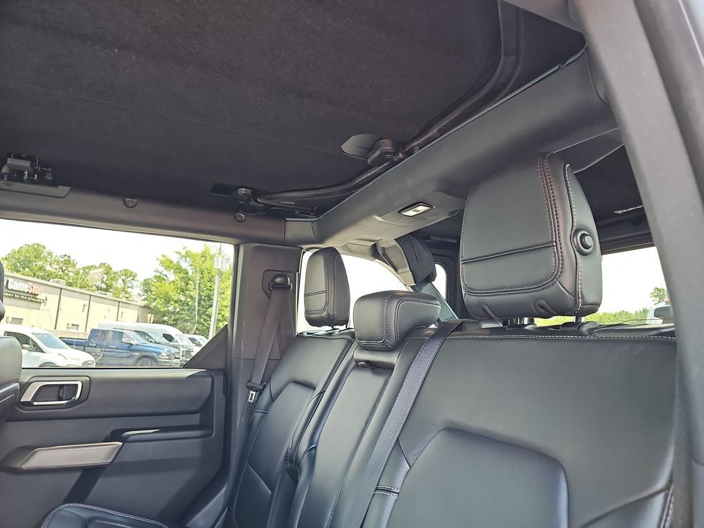 Used 2021 Ford Bronco First Edition AWD/4WD image 16