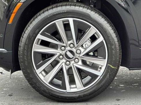 New 2026 Cadillac Vistiq Premium Luxury w/ LPO, Floor Liner Package AWD/4WD image 26