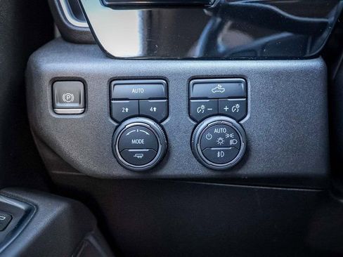 Used 2022 Chevrolet Silverado 1500 RST w/ Redline Edition image 29