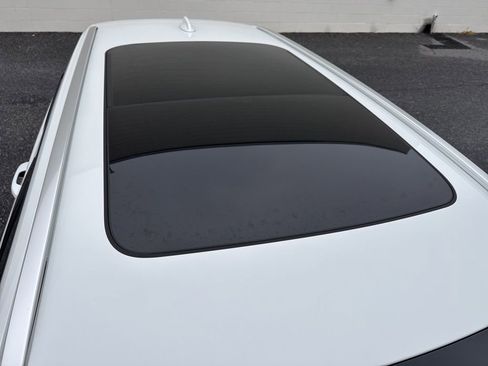 Used 2025 Volvo V60 B5 Cross Country Plus image 38