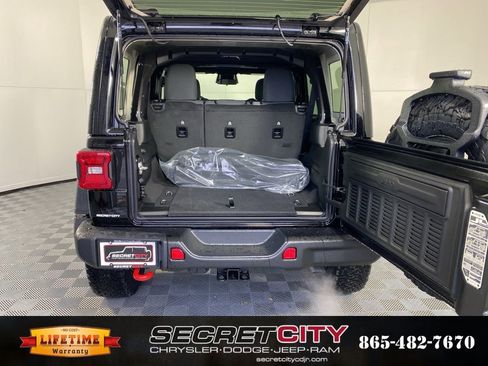New 2026 Jeep Wrangler Unlimited Rubicon w/ Steel Bumper Group AWD/4WD image 31