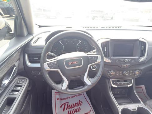Used 2022 GMC Terrain SLE w/ Driver Convenience Package image 12
