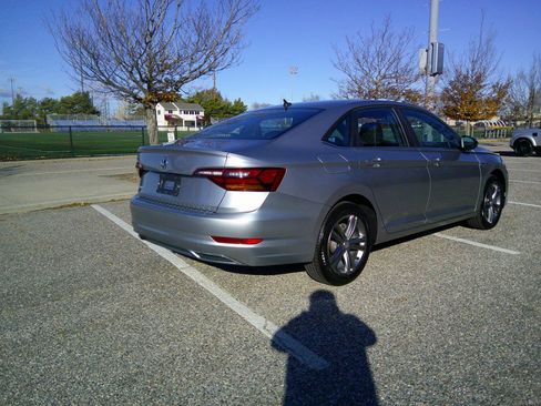 Used 2019 Volkswagen Jetta R-Line image 30