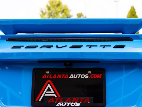 Used 2021 Chevrolet Corvette Stingray Preferred Cpe w/ Z51 Performance Package RWD image 16