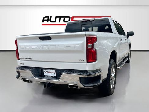 Used 2022 Chevrolet Silverado 1500 LTZ w/ LTZ Premium Package image 7