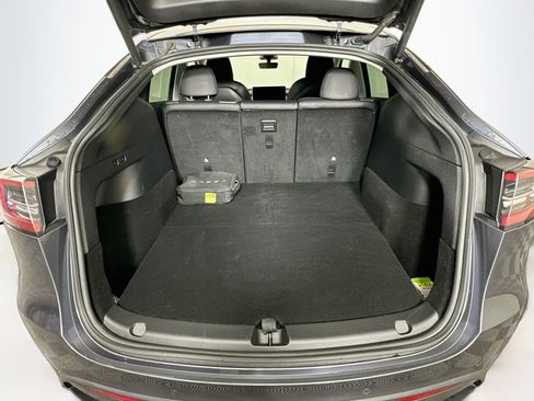 Used 2022 Tesla Model Y Performance AWD/4WD image 27
