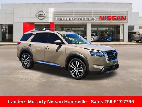 Used 2023 Nissan Pathfinder Platinum w/ Cargo Package AWD/4WD image 1