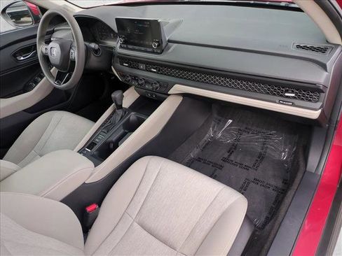 Used 2023 Honda Accord EX image 22