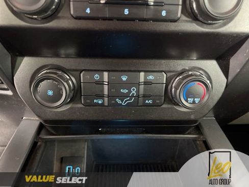 Used 2020 Ford F350 XLT w/ XLT Value Package image 22