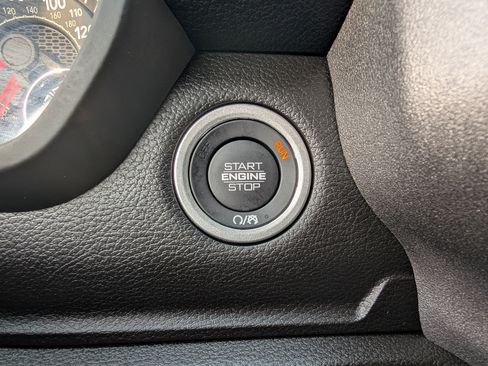 Used 2025 RAM 1500 Classic Warlock image 31