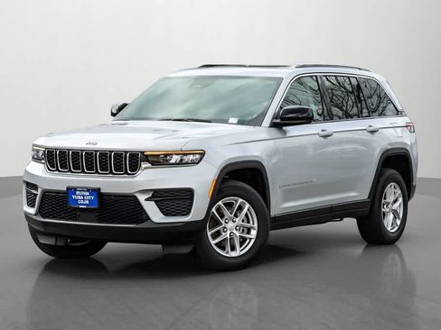 New 2024 Jeep Grand Cherokee Laredo X w/ Luxury Tech Group I AWD/4WD image 2